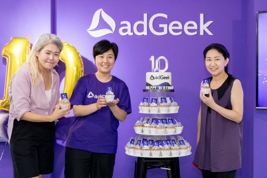 136adGeek 123